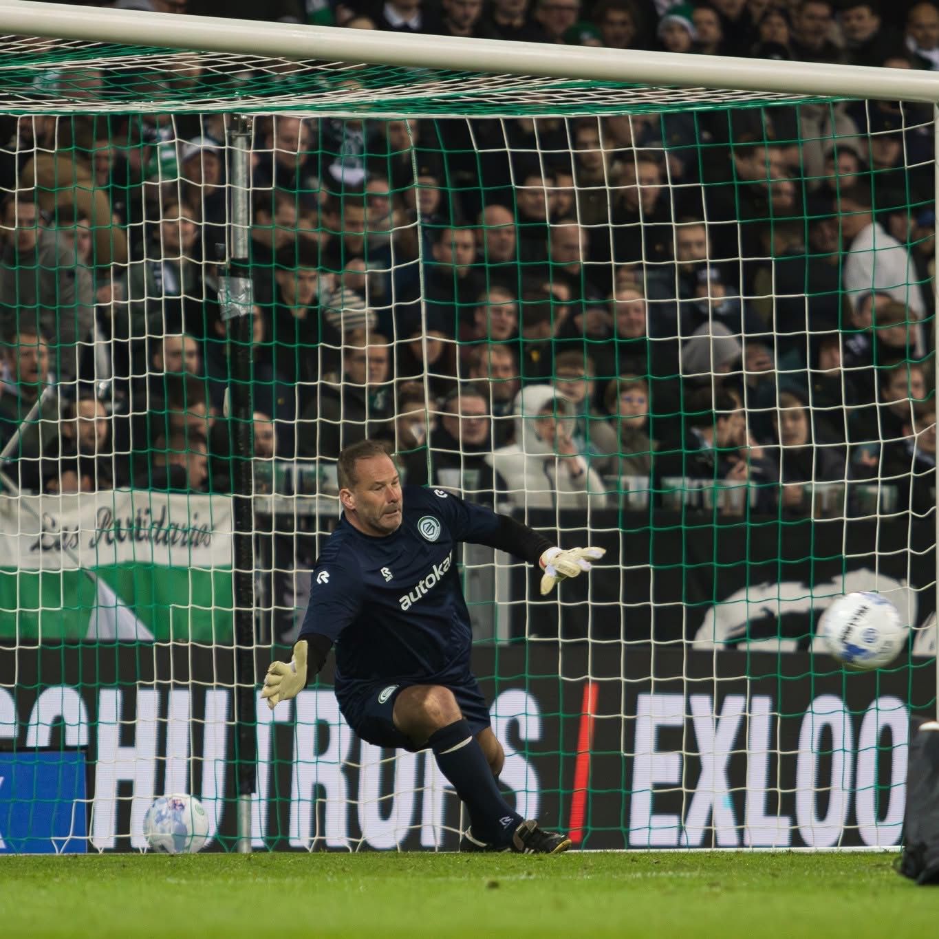 Theo Migchelsen verlengt contract